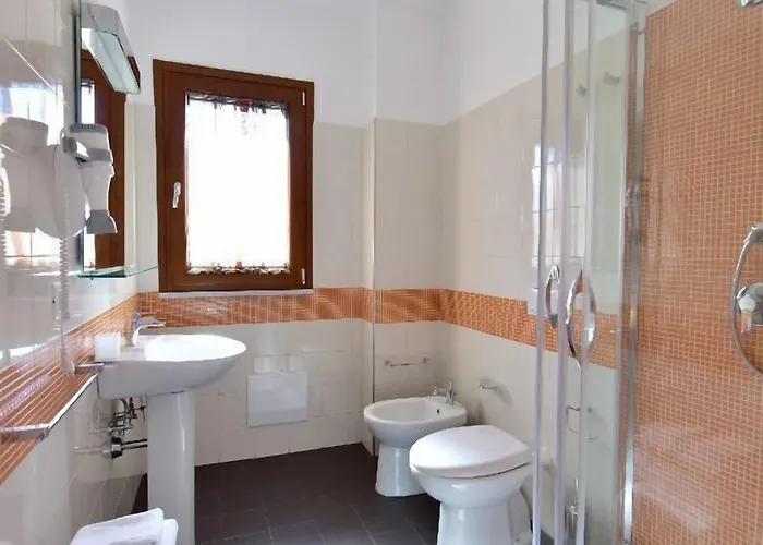 Alojamento de Acomodação e Pequeno-almoço Trip & Breakfast 4*