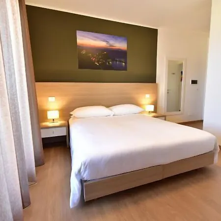 Trip & Breakfast Ρέτζιο ντι Καλάμπρια