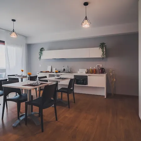 Bed and Breakfast Trip & Breakfast 4*